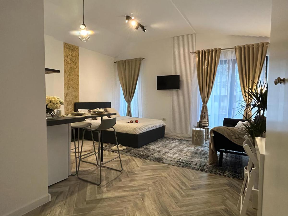 Luxury Mansion Bucureşti