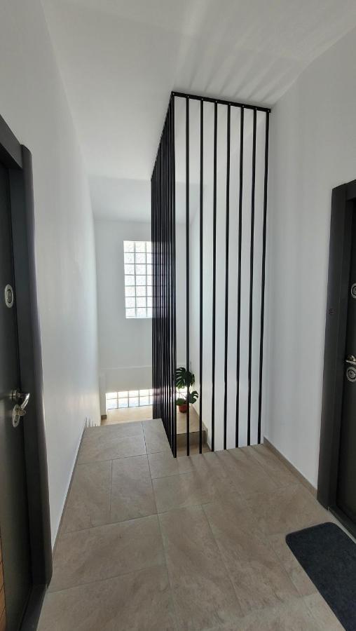 Luxury Mansion * Bucureşti