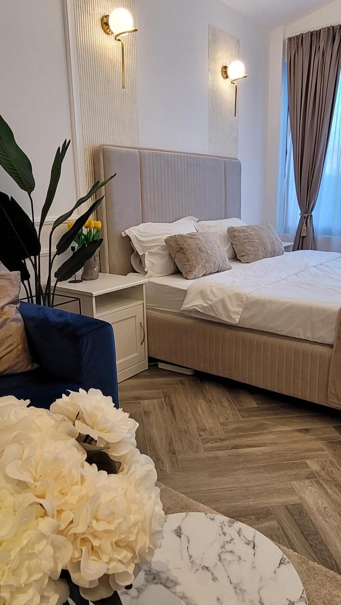 Luxury Mansion Bucureşti