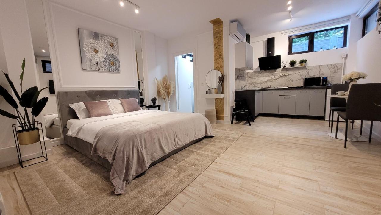Luxury Mansion Bukarest